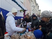 Был и чай с пирожками